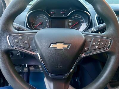 2016 Chevrolet Cruze LT Auto - Photo 14 - Evansville, IN 47711