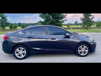 2016 Chevrolet Cruze LT Auto - Photo 6 - Evansville, IN 47711