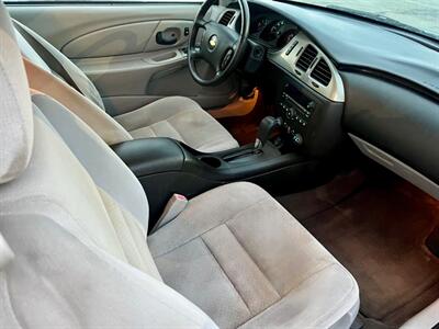 2006 Chevrolet Monte Carlo LT   - Photo 9 - Evansville, IN 47711