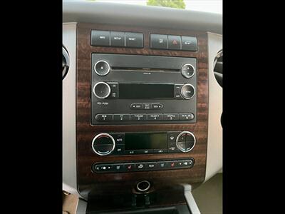 2013 Ford Expedition EL XLT   - Photo 16 - Evansville, IN 47711