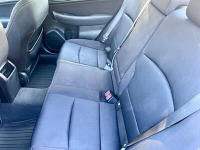2017 Subaru Legacy 2.5i Premium   - Photo 11 - Evansville, IN 47711