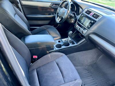 2017 Subaru Legacy 2.5i Premium   - Photo 9 - Evansville, IN 47711