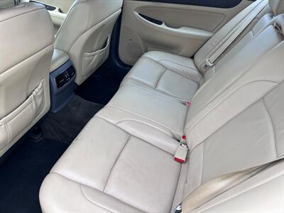 2009 Hyundai Genesis 4.6L V8   - Photo 11 - Evansville, IN 47711
