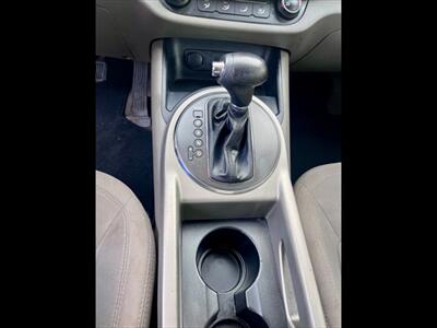 2011 Kia Sportage - Photo 19 - Evansville, IN 47711