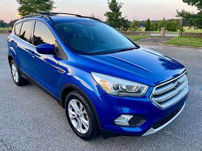 2017 Ford Escape SE   - Photo 1 - Evansville, IN 47711