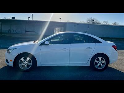 2014 Chevrolet Cruze 1LT Auto - Photo 2 - Evansville, IN 47711