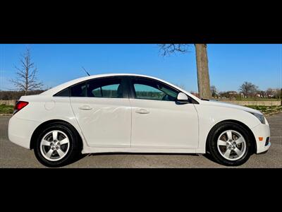 2014 Chevrolet Cruze 1LT Auto - Photo 6 - Evansville, IN 47711