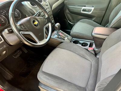 2012 Chevrolet Captiva Sport LS - Photo 13 - Evansville, IN 47711