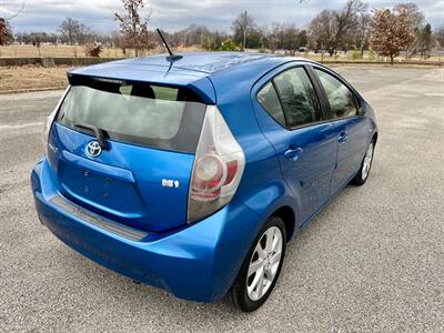 2013 Toyota Prius c One   - Photo 3 - Evansville, IN 47711