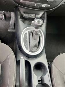 2016 Kia Soul   - Photo 18 - Evansville, IN 47711
