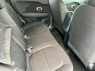 2016 Kia Soul   - Photo 10 - Evansville, IN 47711