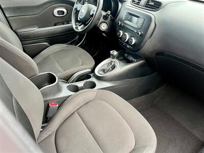 2016 Kia Soul   - Photo 9 - Evansville, IN 47711