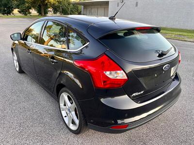 2013 Ford Focus Titanium - Photo 3 - Evansville, IN 47711