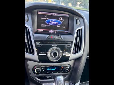2013 Ford Focus Titanium - Photo 16 - Evansville, IN 47711