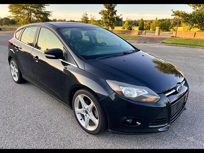 2013 Ford Focus Titanium - Photo 7 - Evansville, IN 47711