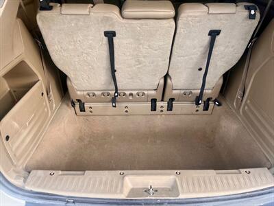 2015 Chrysler Town and Country Touring - Photo 12 - Evansville, IN 47711