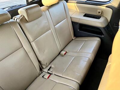 2012 Toyota Sequoia Platinum   - Photo 11 - Evansville, IN 47711
