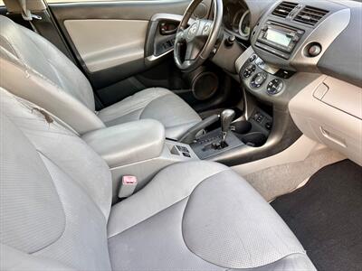 2012 Toyota RAV4 Limited - Photo 10 - Evansville, IN 47711