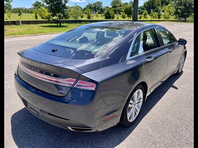 2014 Lincoln MKZ Hybrid - Photo 5 - Evansville, IN 47711
