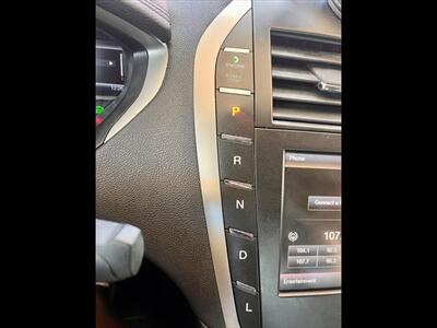 2014 Lincoln MKZ Hybrid - Photo 15 - Evansville, IN 47711