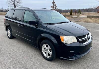 2012 Dodge Grand Caravan SXT   - Photo 7 - Evansville, IN 47711