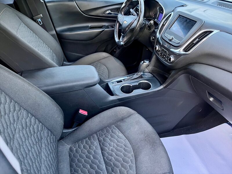 2020 Chevrolet Equinox LT - Photo 9