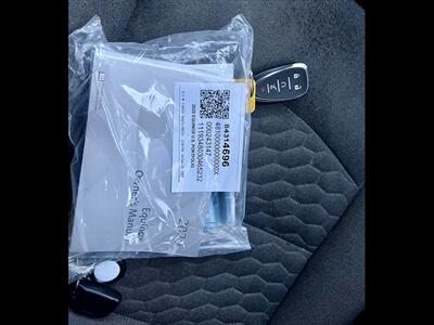 2020 Chevrolet Equinox LT - Photo 18 - Evansville, IN 47711
