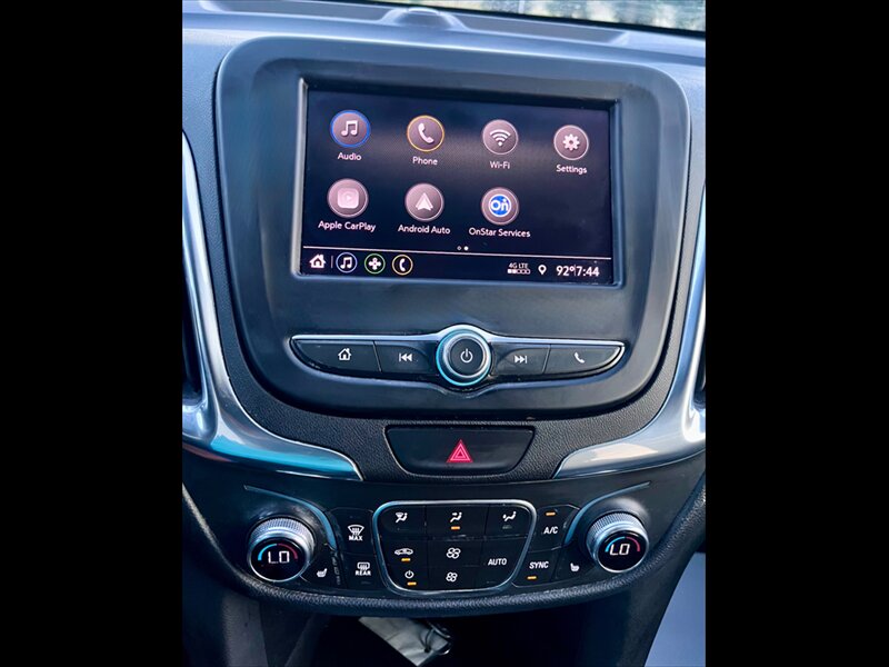 2020 Chevrolet Equinox LT - Photo 16