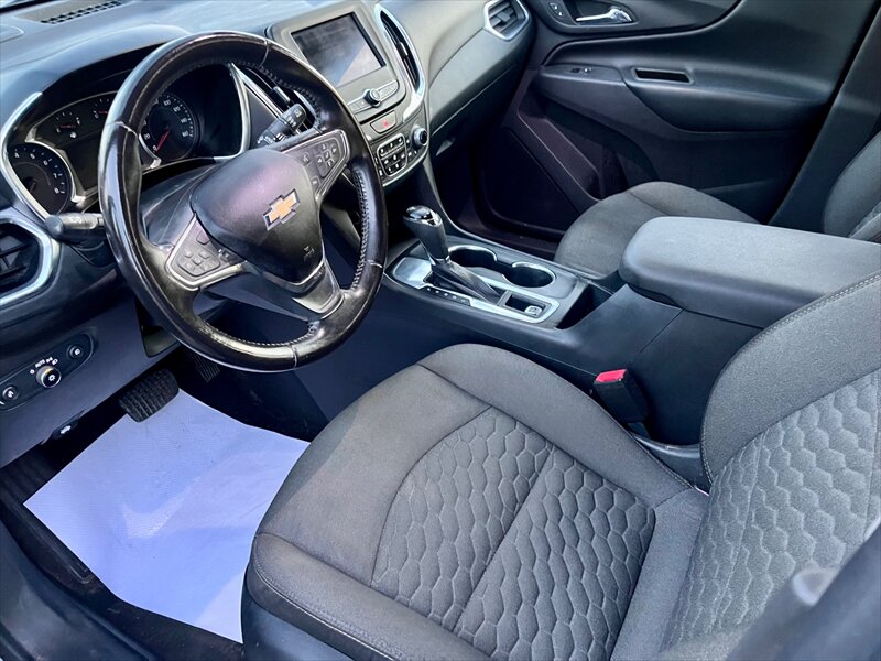 2020 Chevrolet Equinox LT - Photo 12