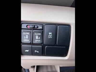 2012 Honda Odyssey Touring - Photo 14 - Evansville, IN 47711
