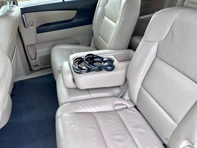 2012 Honda Odyssey Touring - Photo 11 - Evansville, IN 47711
