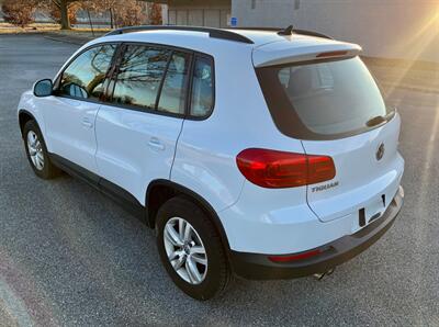 2017 Volkswagen Tiguan 2.0T S   - Photo 3 - Evansville, IN 47711