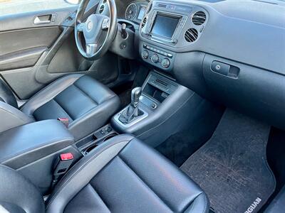 2017 Volkswagen Tiguan 2.0T S   - Photo 10 - Evansville, IN 47711