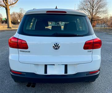 2017 Volkswagen Tiguan 2.0T S   - Photo 5 - Evansville, IN 47711