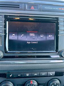 2017 Volkswagen Tiguan 2.0T S   - Photo 17 - Evansville, IN 47711