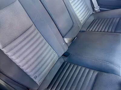 2014 Dodge Challenger SXT - Photo 10 - Evansville, IN 47711
