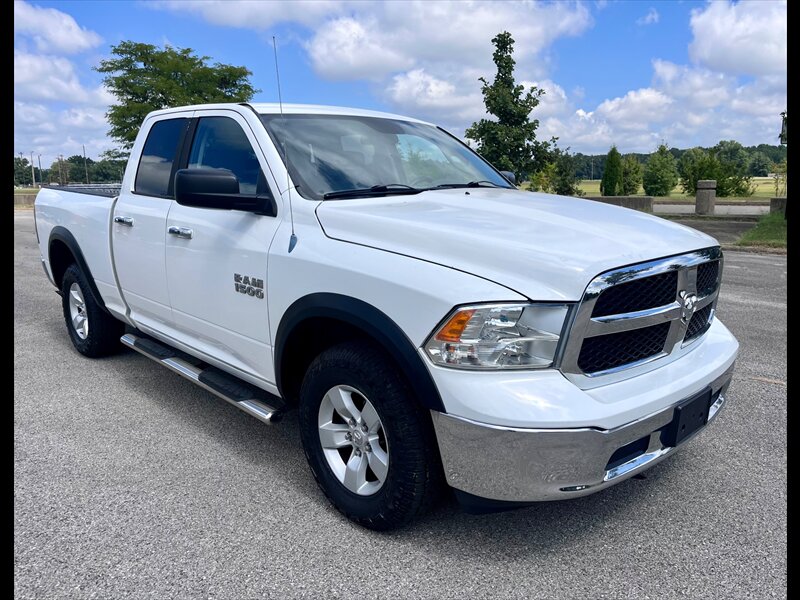 2013 RAM 1500 SLT  