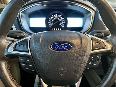 2016 Ford Fusion SE   - Photo 12 - Evansville, IN 47711