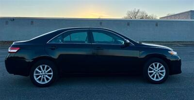 2010 Toyota Camry XLE V6   - Photo 6 - Evansville, IN 47711