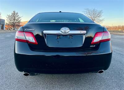 2010 Toyota Camry XLE V6   - Photo 4 - Evansville, IN 47711