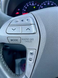 2010 Toyota Camry XLE V6   - Photo 16 - Evansville, IN 47711