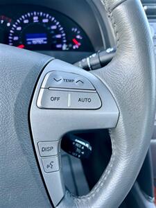 2010 Toyota Camry XLE V6   - Photo 15 - Evansville, IN 47711