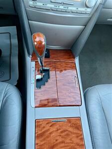 2010 Toyota Camry XLE V6   - Photo 19 - Evansville, IN 47711