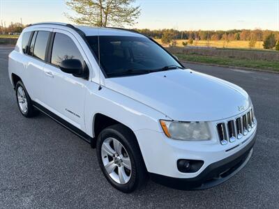 2011 Jeep Compass Sport   - Photo 1 - Evansville, IN 47711
