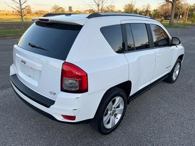 2011 Jeep Compass Sport   - Photo 3 - Evansville, IN 47711