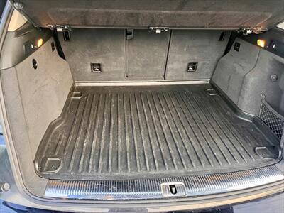 2012 Audi Q5 3.2 quattro Premium Plus   - Photo 11 - Evansville, IN 47711