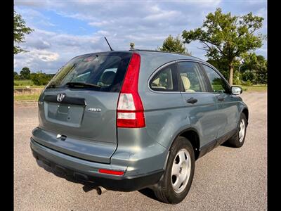 2011 Honda CR-V LX - Photo 5 - Evansville, IN 47711