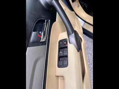 2011 Honda CR-V LX - Photo 13 - Evansville, IN 47711