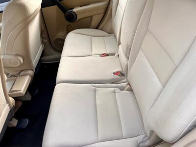 2011 Honda CR-V LX - Photo 12 - Evansville, IN 47711