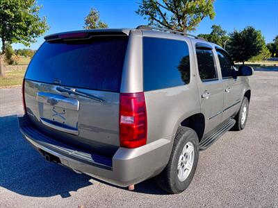 2007 Chevrolet Tahoe LS LS 4dr SUV - Photo 5 - Evansville, IN 47711